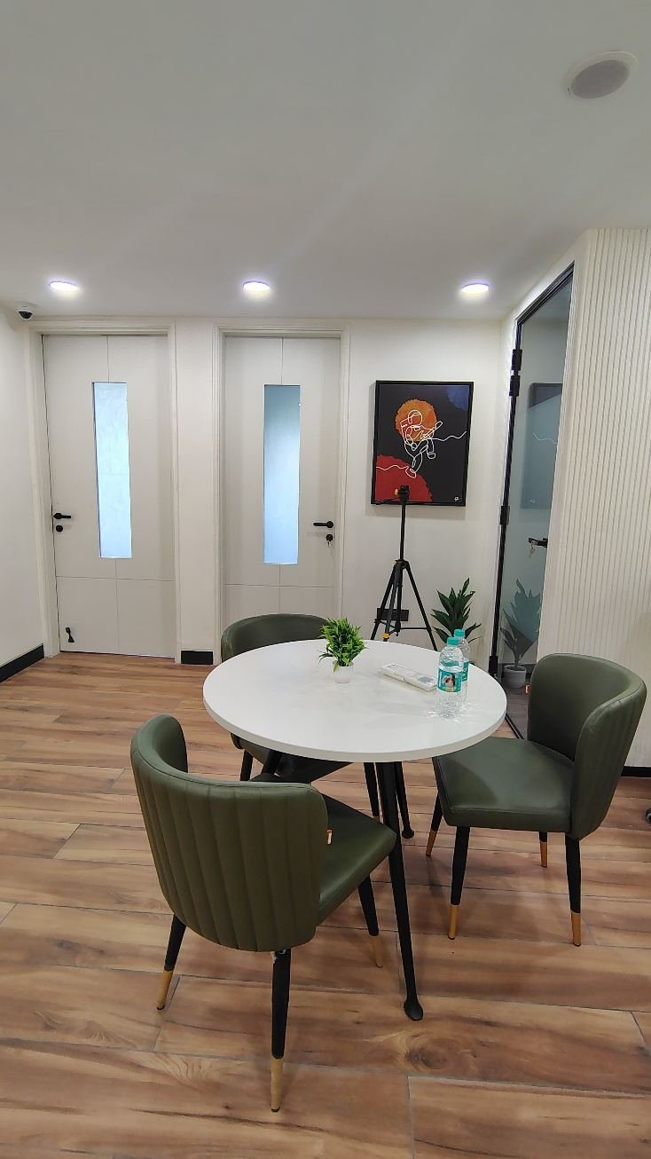 Independent Floor &mdash; Advocate Client interior renovation, New Delhi — photo 4