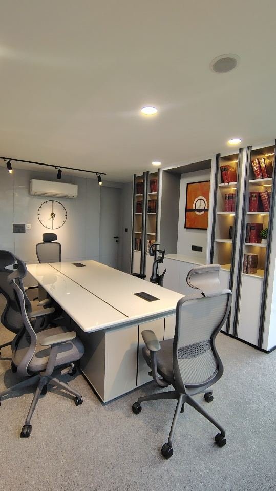 Independent Floor &mdash; Advocate Client interior renovation, New Delhi — photo 5